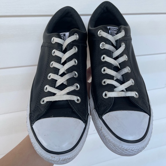 Leather All Star Converse- Men size 8 - Picture 1 of 10